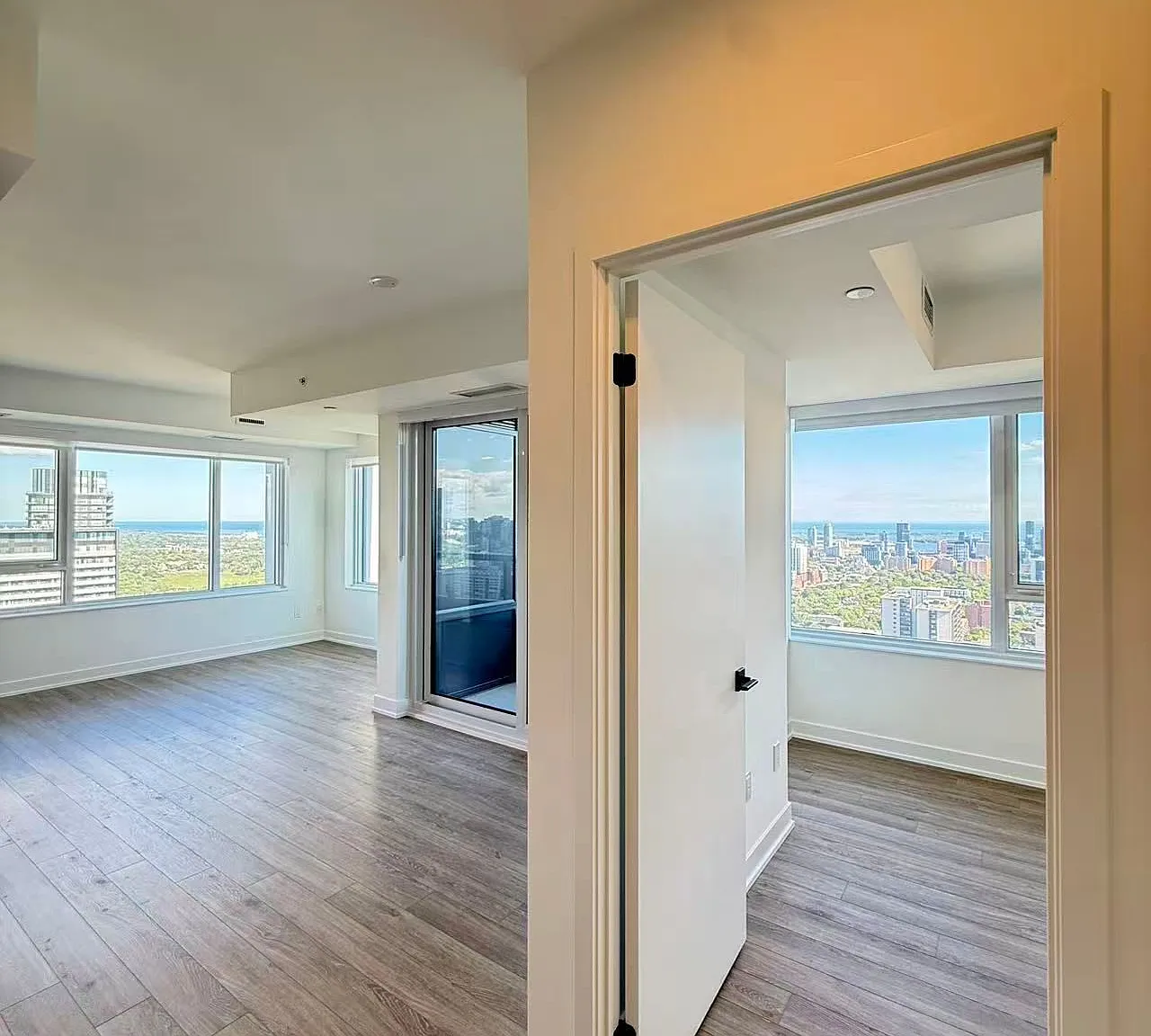 3 bed, $4,200 — Photo 4