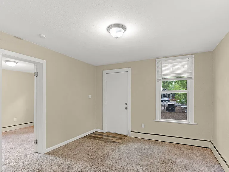 926 N Corona St — Photo 6