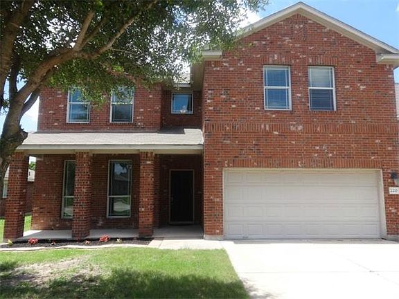 3rd image of 220 Covent Dr