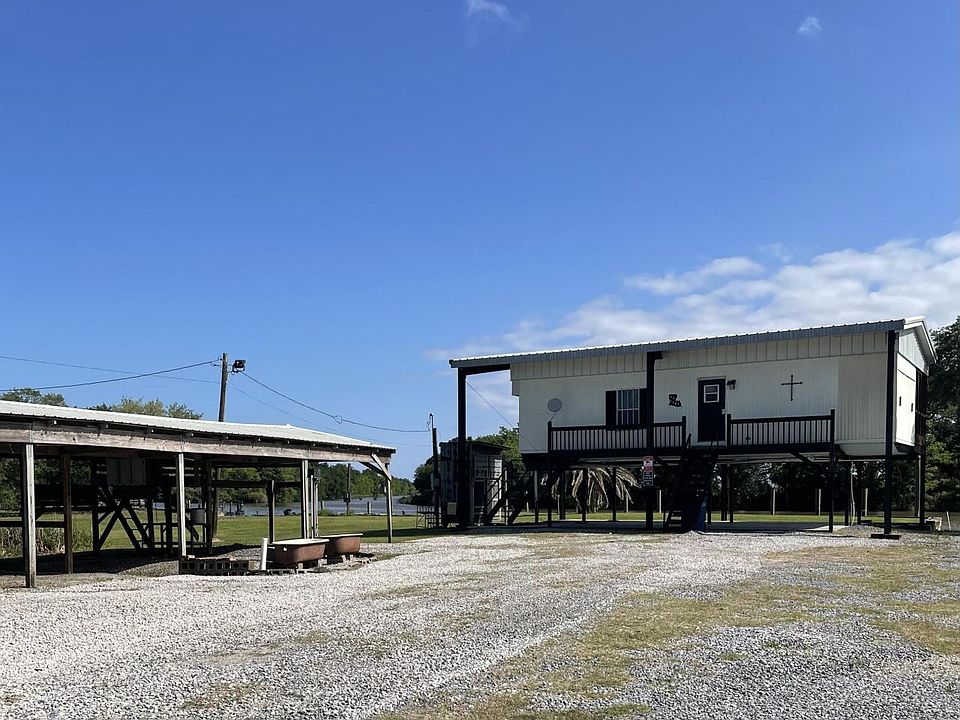 1st image of 817 Boyance Rd