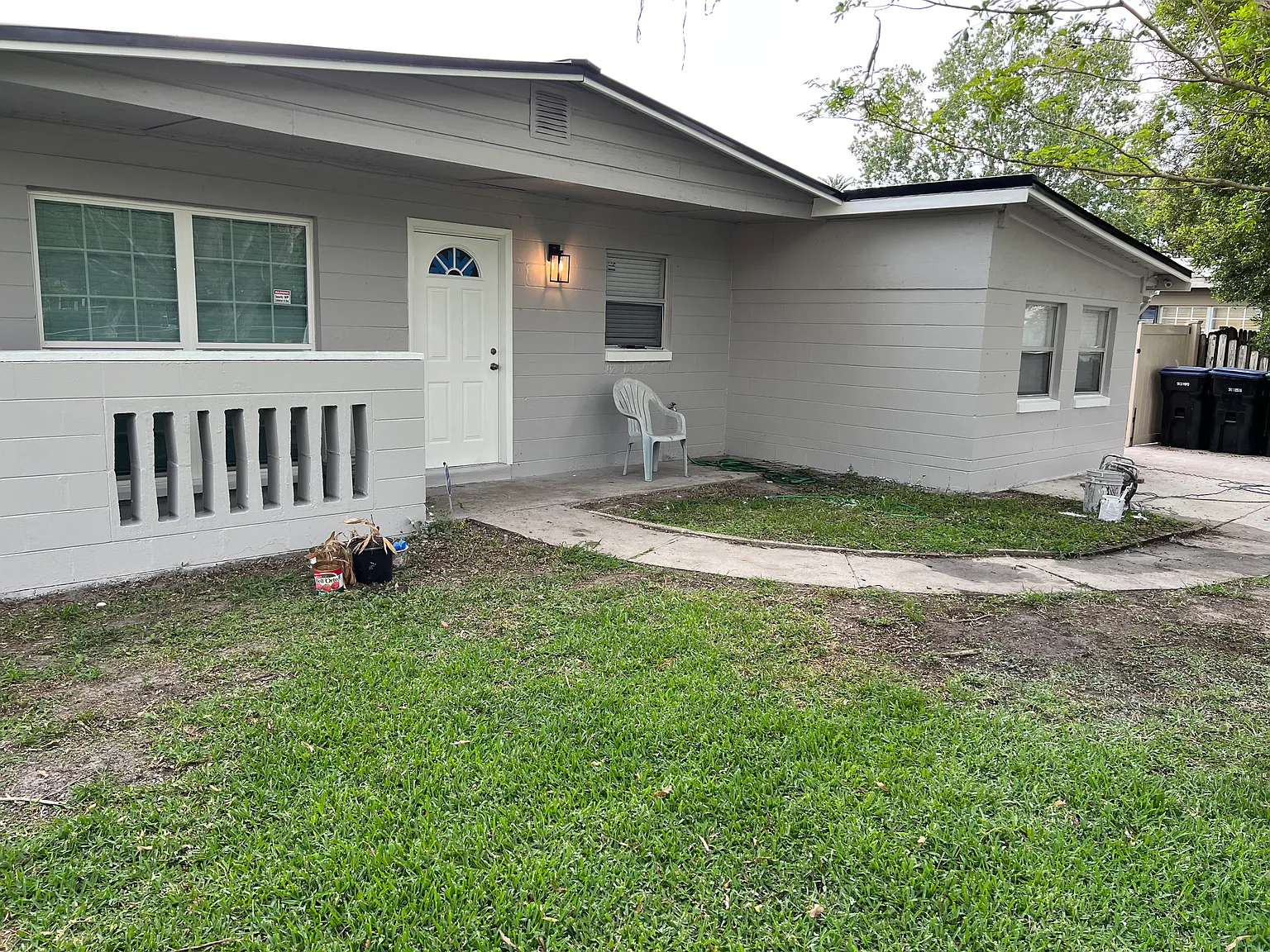 3 bed, 1229 sqft, $1,950 — Photo 2