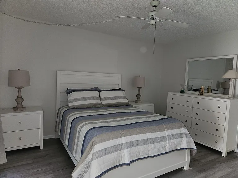 106 Springlake Ct #204 — Photo 5