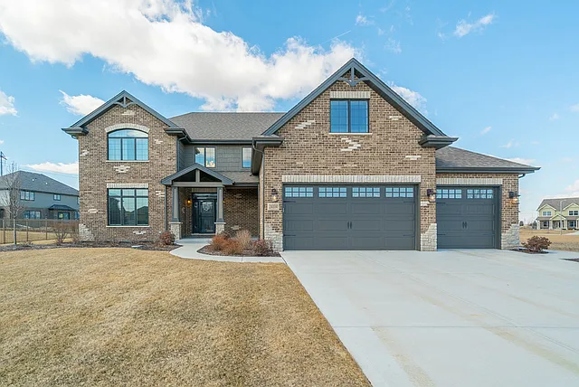 24104 S Lily Dr photo 1
