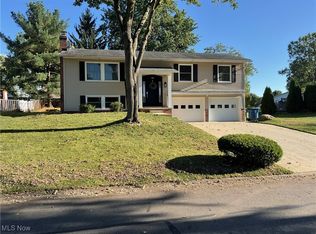 707 Parkview Ave, Canal Fulton, OH 44614