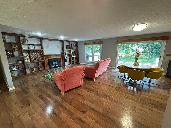 4th image of 3468 Nation Rd