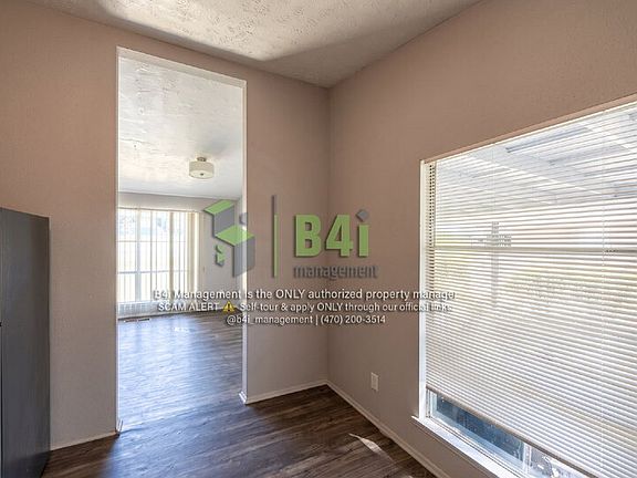 3rd image of 2919 Lansing Ave