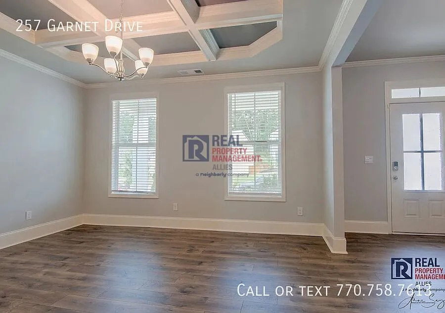 Wildbrooke Subdivision Luxury Home — Photo 4