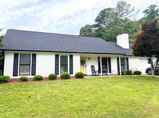 401 Wyndham Dr, Fuquay Varina, NC 27526