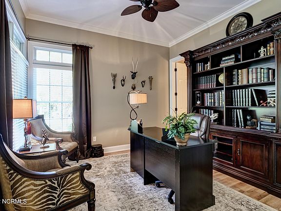 5th image of 8706 Bardmoor Cir
