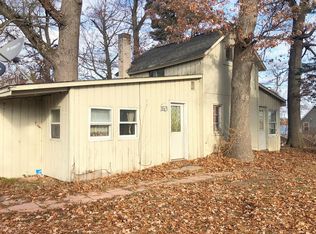 2696 Cottage Dr, Orleans, MI 48865