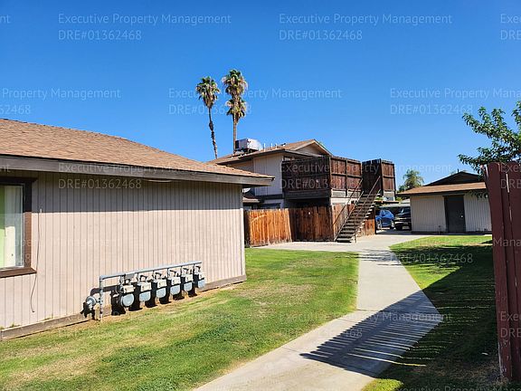 3rd image of 2812 N Half Moon Dr APT C