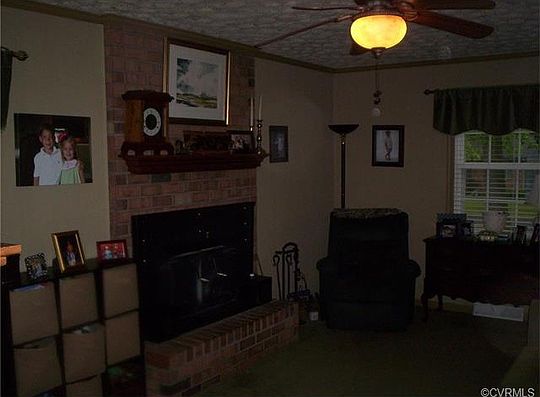 5th image of 2424 Liverman Dr