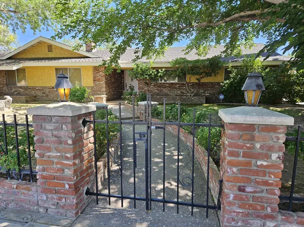 1150 E Lancaster Blvd, Lancaster, CA 93535