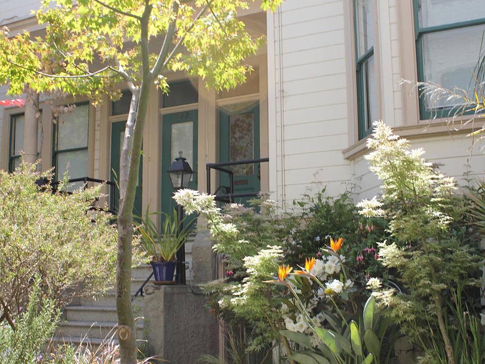 1st image of 440B Guerrero St