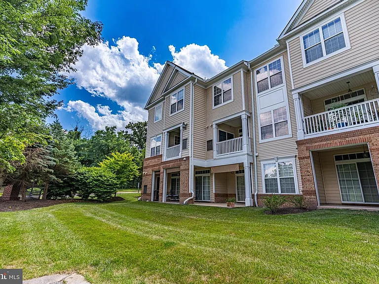 43920 Hickory Corner Ter #113 — Photo 21