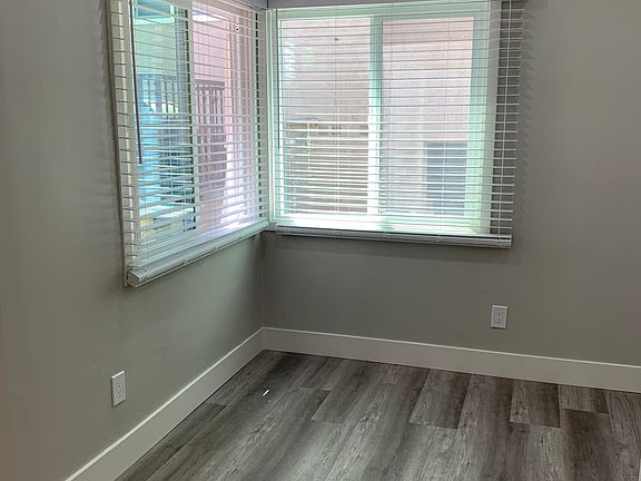 3rd image of 4346 Mississippi St APT 3