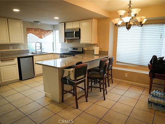 2nd image of 25497 Moorland Rd