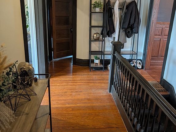 Front Entry Way