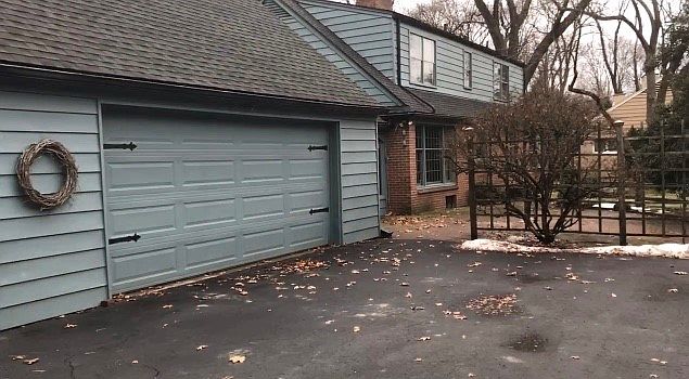 2nd image of 6130 Lantern Ln