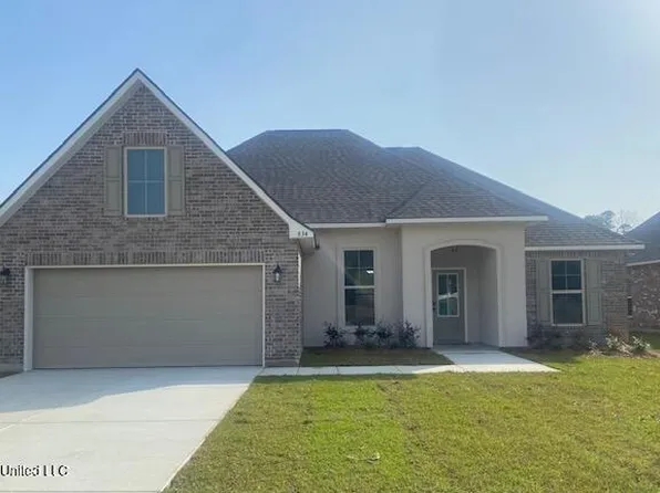 834 Ahoy Dr, Biloxi, MS 39532