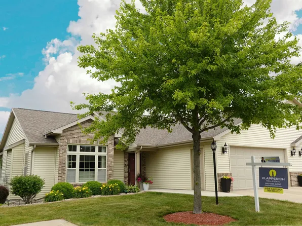 1383 Moonlight Ln, Fond Du Lac, WI 54935