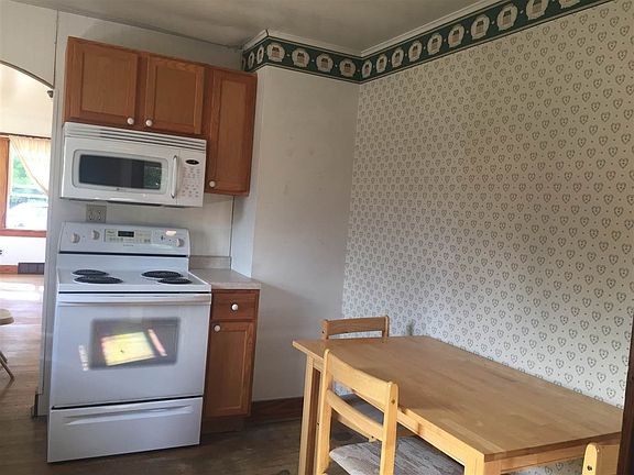 4th image of 1740 Van Evera Ave