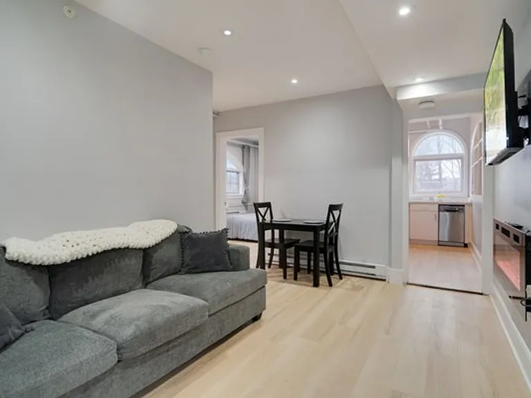 504 Stewart Ave — Photo 171