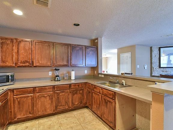 2nd image of 7511 Cresswell Dr