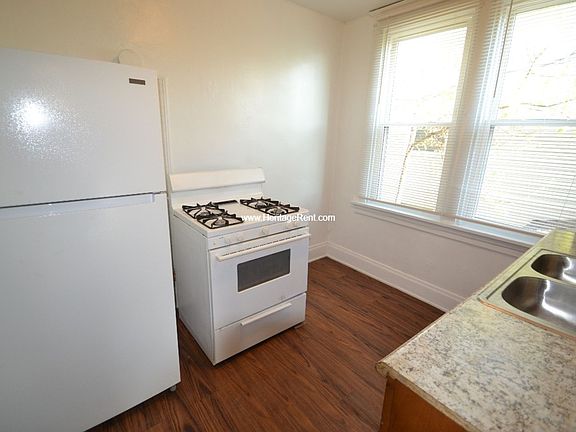 5th image of 4423 Greenlee Ave #2