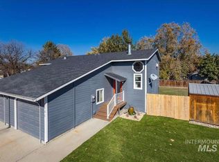 5836 W Ellens Ferry Dr, Boise, ID 83703