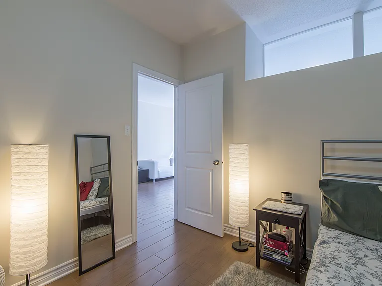 307 Lebreton St S — Photo 24