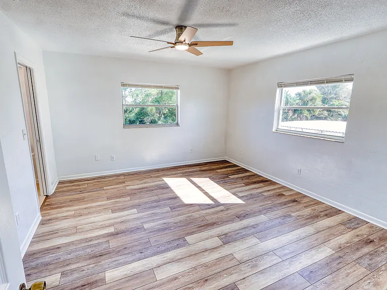 4545 Overlook Dr NE #C — Photo 21
