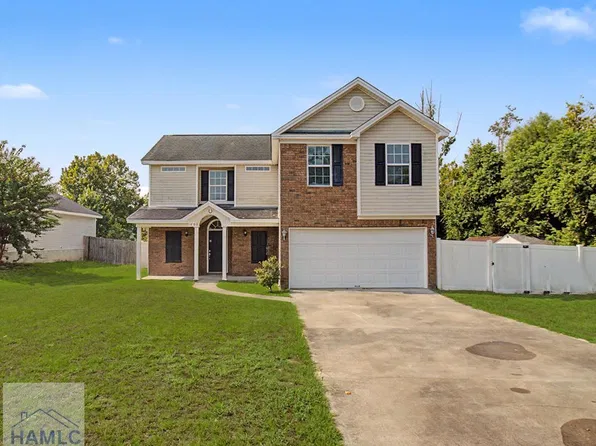 401 E Banks St, Glennville, GA 30427