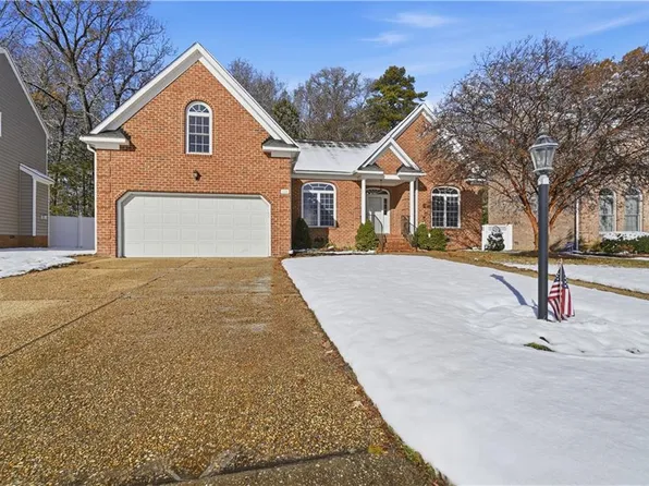 111 Lance Way, Yorktown, VA 23693