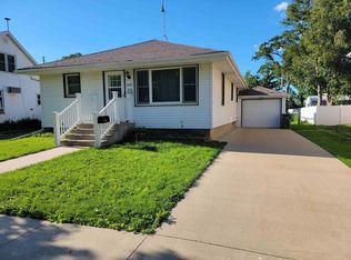 620 3rd Ave W, Cresco, IA 52136