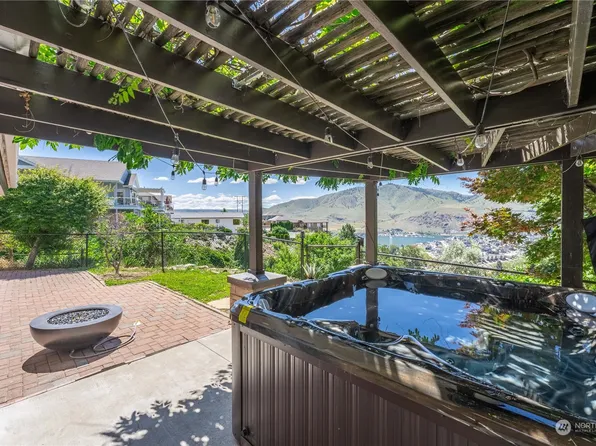 118 Long Drive, Chelan, WA 98816