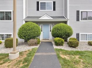 310 Boston Post Rd UNIT 30, Waterford, CT 06385