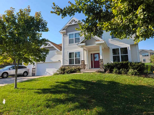 1066 Acker Ln, Verona, WI 53593