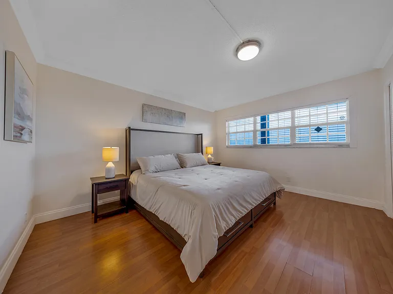 575 Oaks Ln #1009 — Photo 13