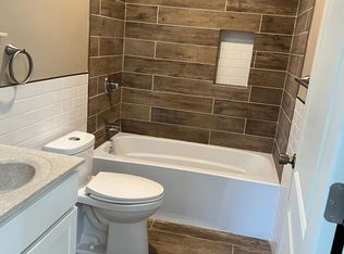 2272 Whitcomb St, Gary, IN 46404