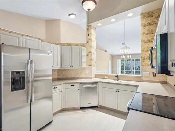 8088 Sanctuary DR #1, NAPLES, FL 34104