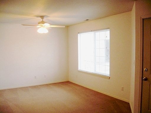 2nd image of 100 Pine St APT 7