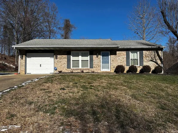 5622 Greensboro Dr, Newburgh, IN 47630