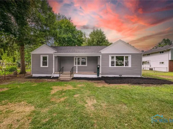 2413 Murray Dr, Toledo, OH 43613