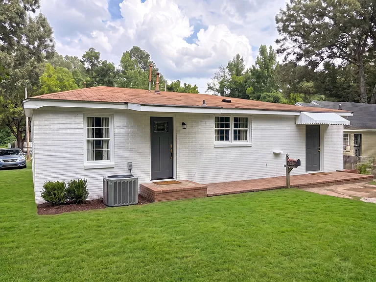 4487 Aline Rd — Photo 1