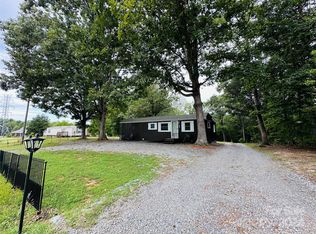 5902 Dysartsville Rd, Morganton, NC 28655