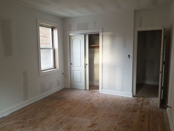 3rd image of 1680 E 22nd St APT 207