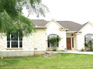 5206 Savannah Ct, Von Ormy, TX 78073