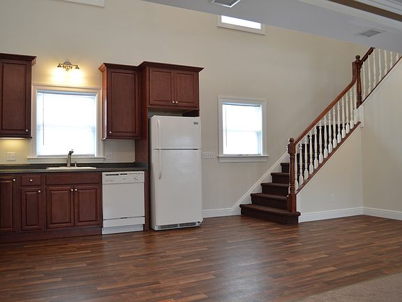 3rd image of 128 Osborne St APT 408