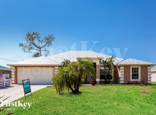 3811 Trenton Ln, North Port, FL 34288